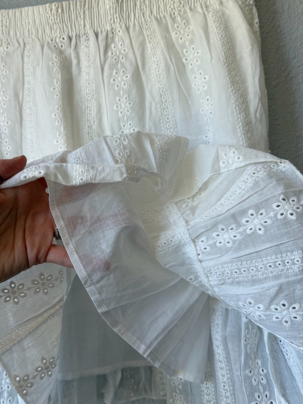 HYFVE Tiered Eyelet White Mini Skirt, NWOT, Size Large. 100% Cotton - Picture 5 of 11